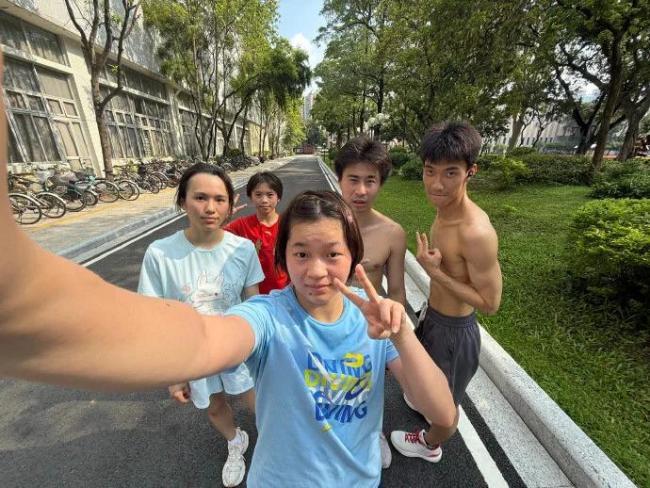 全红婵大学院长是苏炳添 奥运冠军的新起点