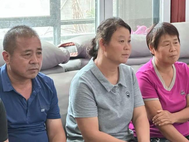 戍边烈士肖思远弟弟肖荣基参加阅兵方队