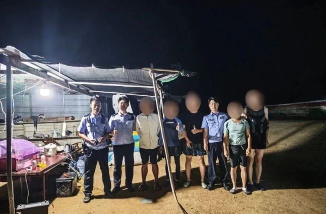 游客遇“离岸流”失踪，警民联手救回！