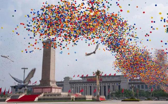九三阅兵8万只气球最后都去哪了?