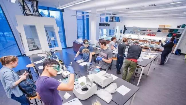 外交部回应特朗普涉九三阅兵言论 美方自导自演