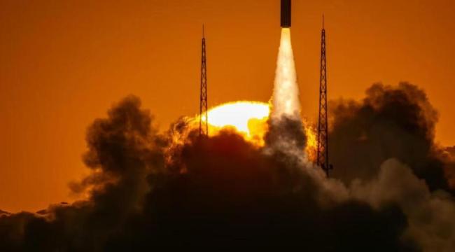 吉林大学发射了一支火箭 致敬工学70年