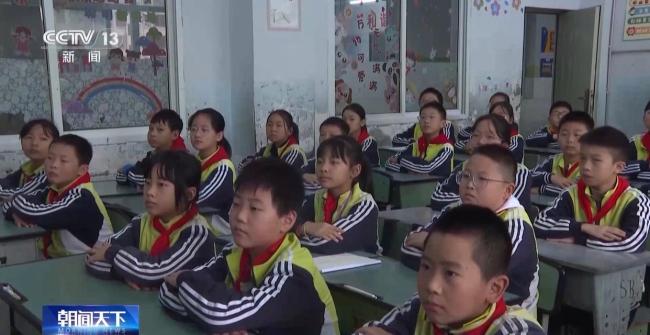 帮孩子走出“虚拟世界” 家长可以这样做