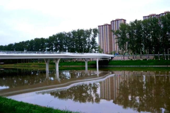 北京城市副中心这条3公里慢行道正式开放！一路穿林赏花 串联古迹与自然美景