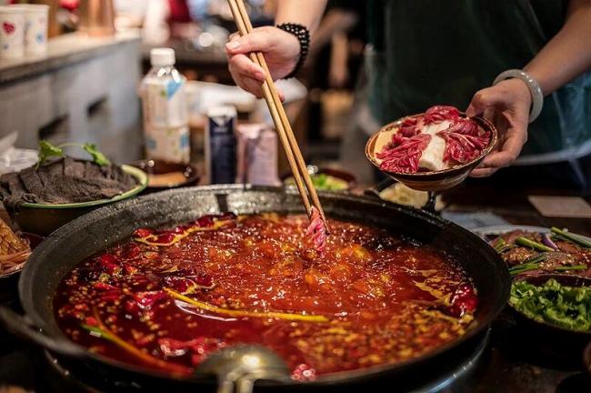 跟随影视作品，到成都的街道走一走