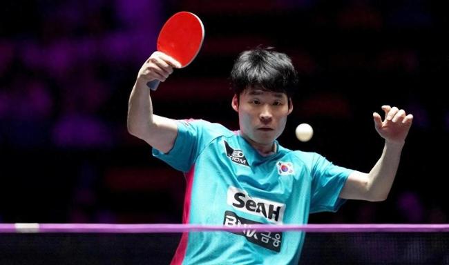 王楚钦11比8张禹珍 掌控比赛节奏