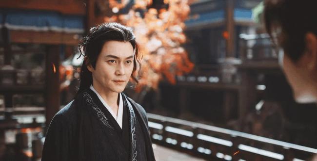 《赴山海》惊现台词本 成毅被指不敬业 状态与形象引争议