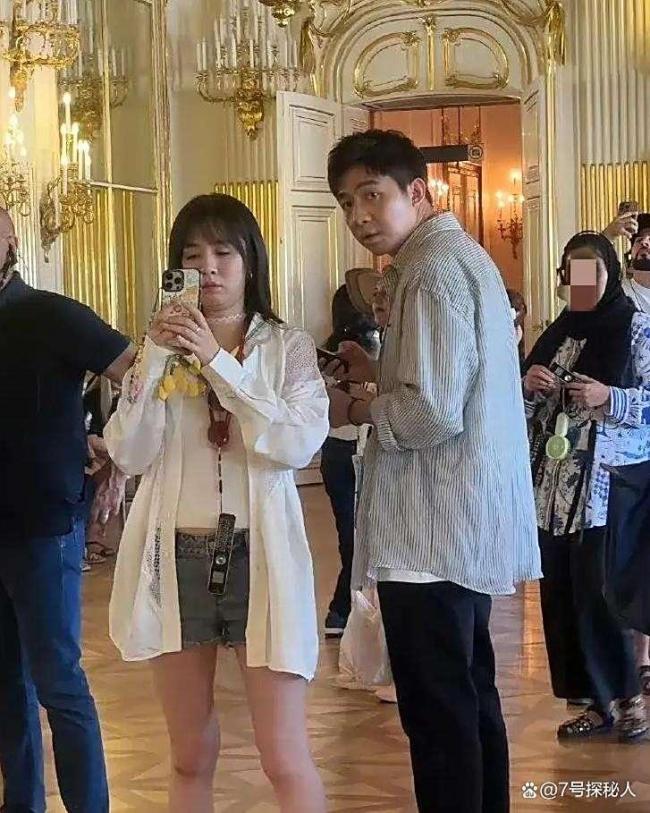 王晓晨双下巴 现场互动笑料足