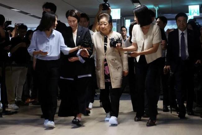 韩统一教总裁就金建希弊案到案受讯 首次配合调查