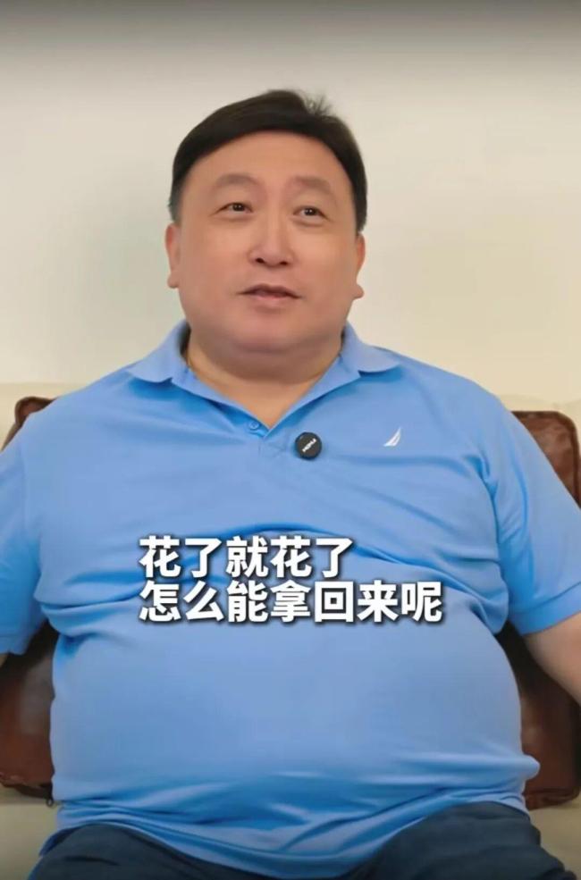温兆伦喊话导演王晶积点口德 回应恋情旧事引发争议