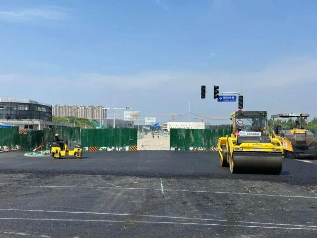 副中心两条城市主干路通车 区域交通网络升级