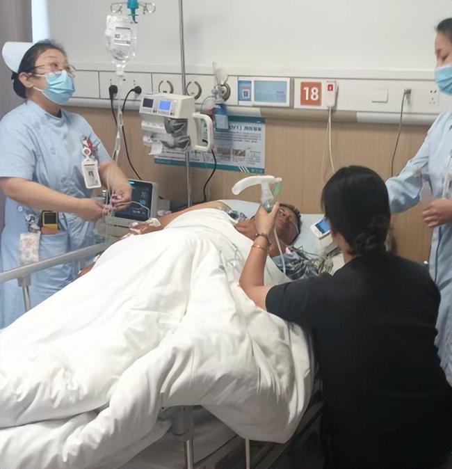 温州5名船员吸入有毒气体后高坠受伤