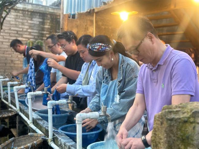 台网红盛赞贵州“超越想象” 黔西南美景震撼两岸媒体