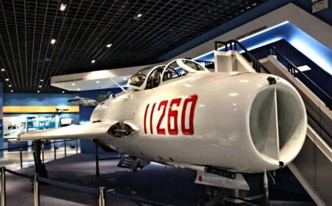 歼-6无人机首次亮相意味着什么 战术革命的信号