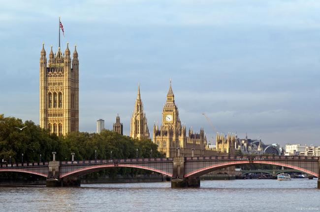 英国承认巴勒斯坦国出于什么考量 道义与利益权衡