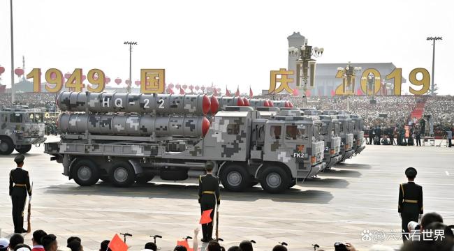 红旗22导弹亮相塞尔维亚阅兵 中塞军事合作迈新阶