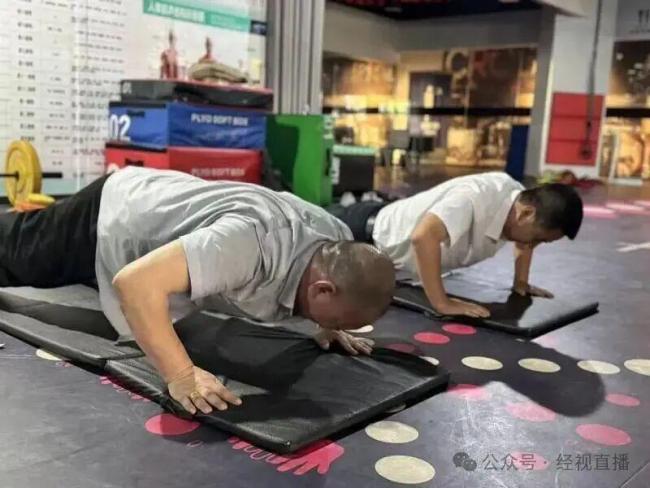 宁波一小区推出“减重抵物业费” 创新活动促健康