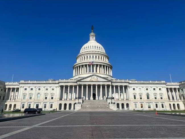 西方多国对以色列“忍无可忍”了吗，美国被架火上烤