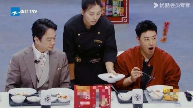潘玮柏上综艺吃到被导演紧急叫停 美食诱惑难挡