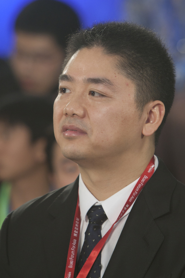 刘强东近期投入约300亿元推动京东战略升级，升级布局三条核心战线