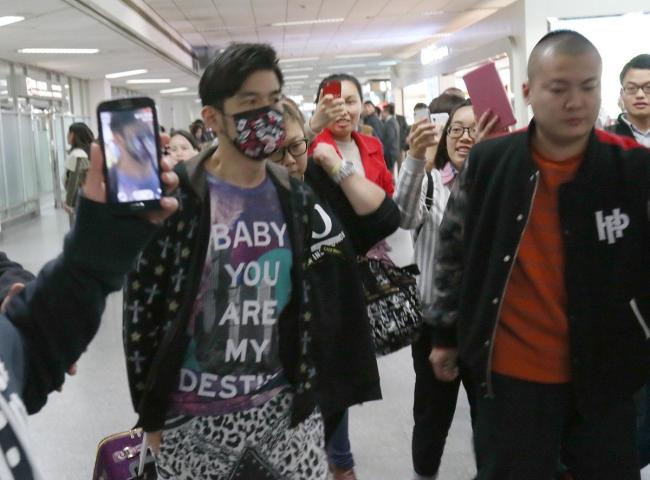 周杰伦谈当父亲的感受 平方中的幸福