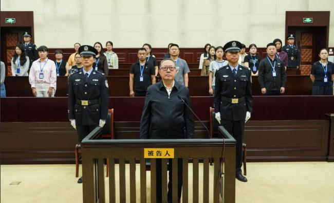 张锡君被判死缓