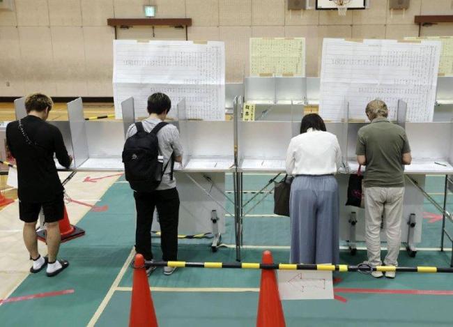 5人混战 下一任日本首相花落谁家 五人战正式打响