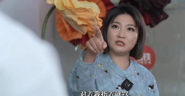 王暖暖离婚案开创中国涉外司法先河 视频出庭成现实突破