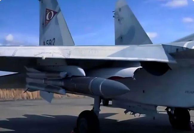 美国与委内瑞拉谁更怕擦枪走火 血腥冲突已开启