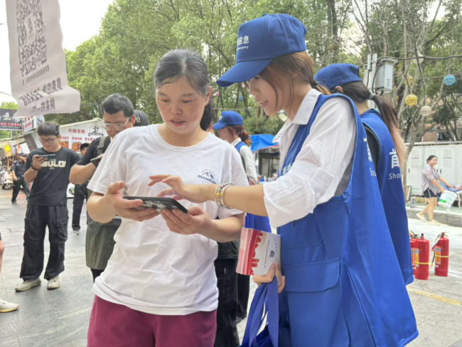 宁波学府苑夜市问题披露后管理方承诺24小时响应 迅速整改获认可