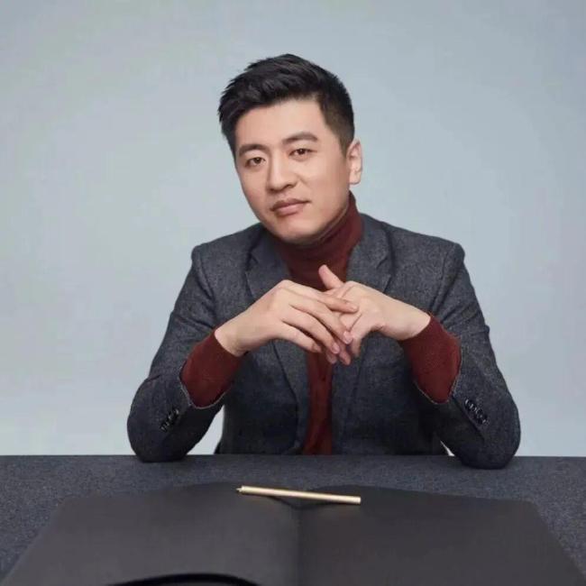 户晨风 多平台账号被封禁引发热议