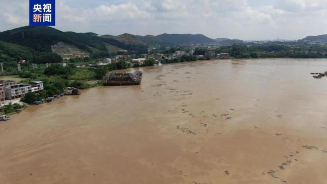 郁江洪峰明天凌晨将过境南宁