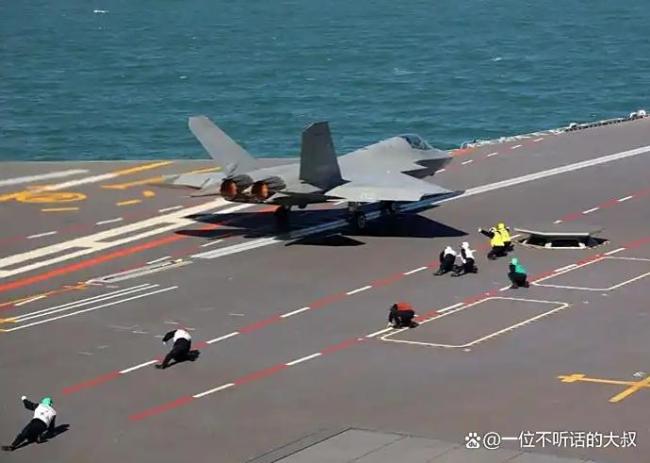 专家：歼-35隐身设计达世界一流水平 全球第一的隐形性能