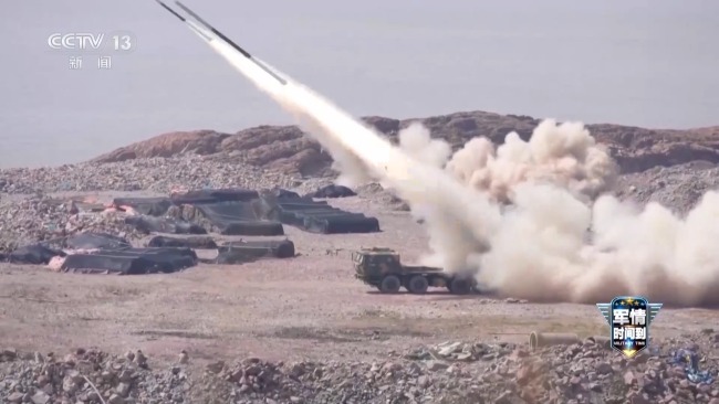 191远程箱式火箭炮 指哪打哪量大管饱 火力打击新利器