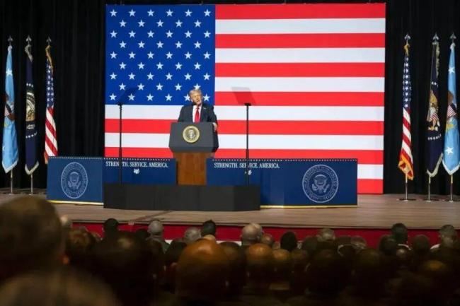 美军高层为何接连上演请辞戏码 忠诚测试引发震动