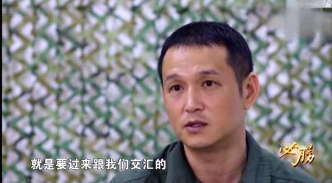 歼-16驱离的外军隐身战机是F-22吗 四代半反杀五代机