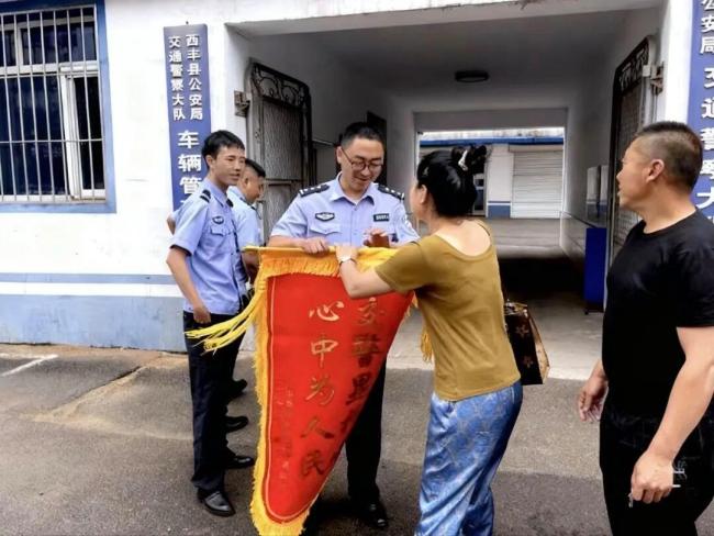 37岁交警在执法现场被撞牺牲 英雄未远，忠魂永驻