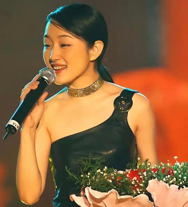 杨钰莹把山西民歌唱甜了 温情中秋夜再现经典