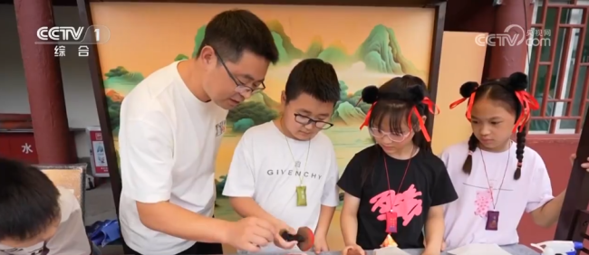 文旅融合激活假期 多元体验撬动消费 各地景区创新迎客