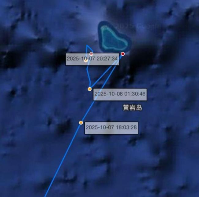 菲律宾船只偷摸闯黄岩岛意欲何为 试探边界未果