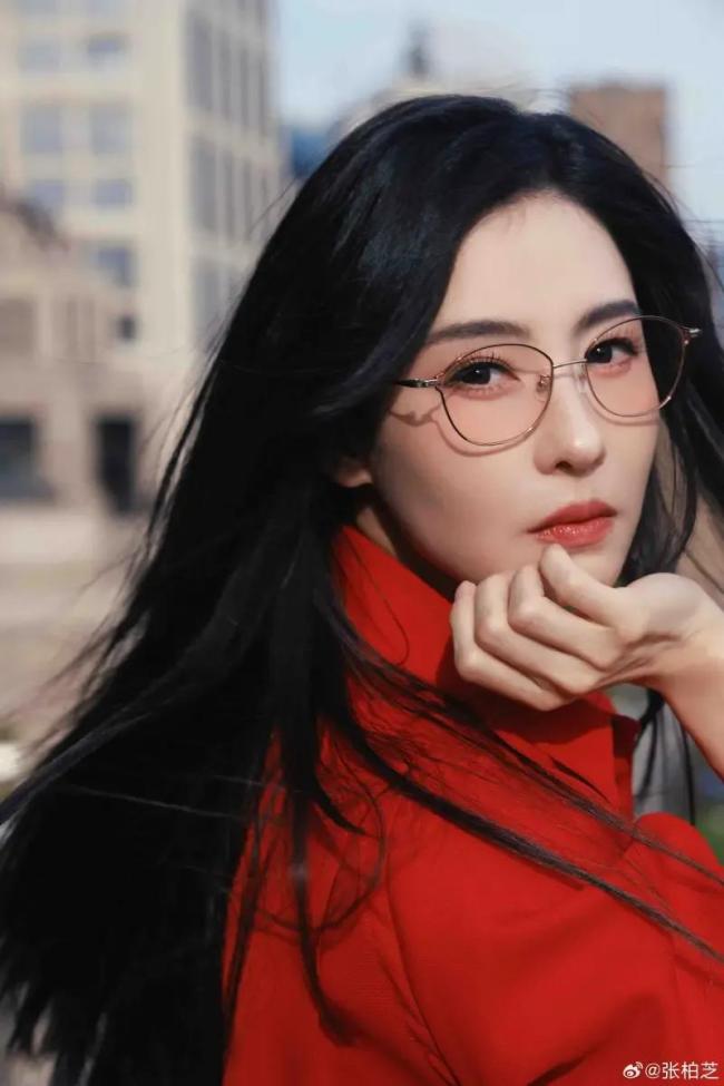陈冠希45岁生日全家福 