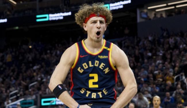勇士战胜开拓者 杨瀚森迎来NBA首秀