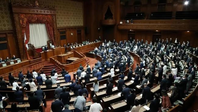 唐驳虎：高市早苗能否成首相充满悬念 右翼立场引发担忧