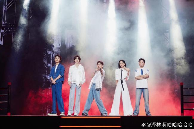 你好星期六唱完你的唱你的