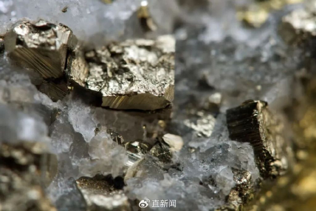 刘和平：砍向美那一剑中国已磨了十年 稀土禁令反击芯片战