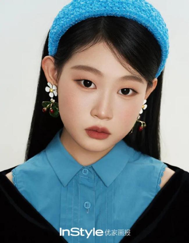 沈佳润首个杂志封面释出 展现先锋时尚风格