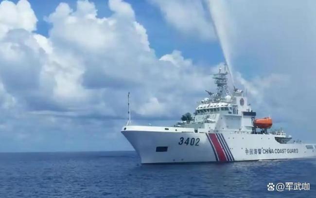 专家:中方在南海上演水炮“追击战” 坚决维护主权