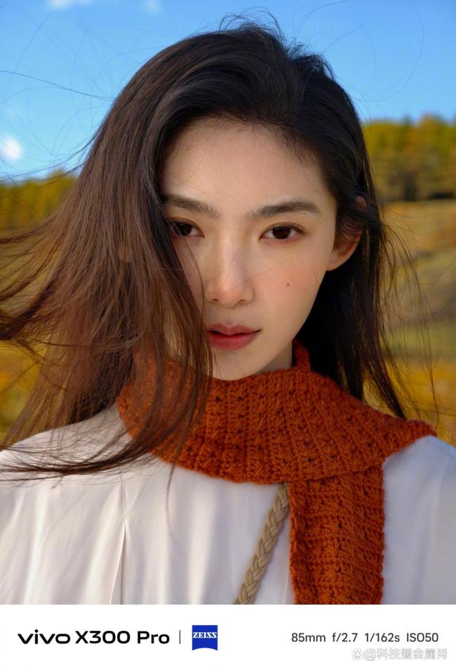 显微镜闪开让vivoX300来 一镜两用探索新视界