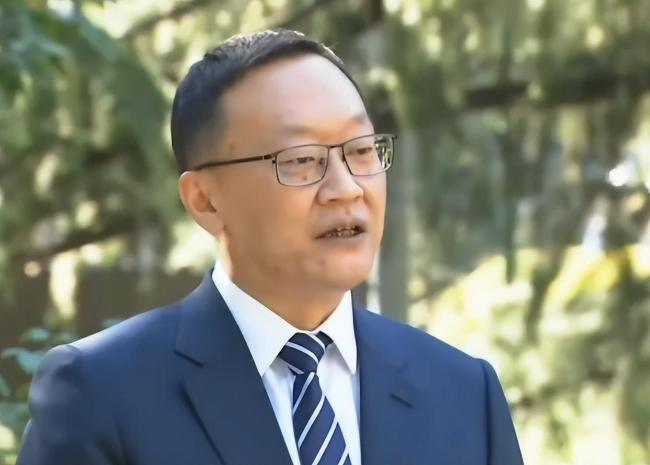 中纪委发布8人被查 多人任上落马 高层反腐持续加码