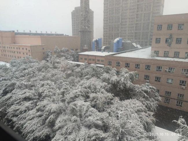多地迎剧烈降温！大雪大暴雨来了 换季式降温来袭